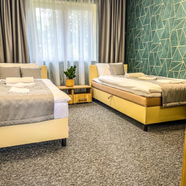 accommodation Ruda Śląska: Hostel Diament