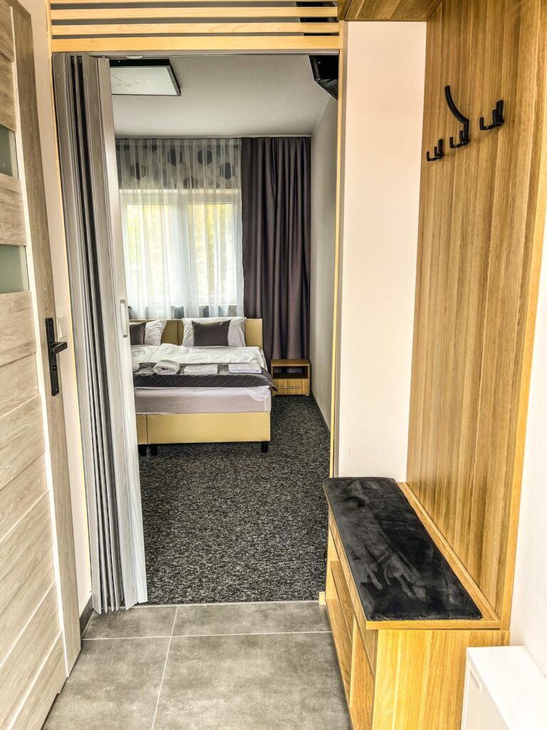 Tanie noclegi Hostel Diament