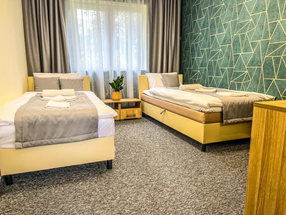 Noclegi Ruda Śląska: Hostel Diament